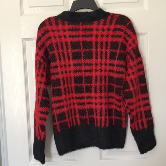 Time and Tru Eyelash Sweater - Picture 2 of 4